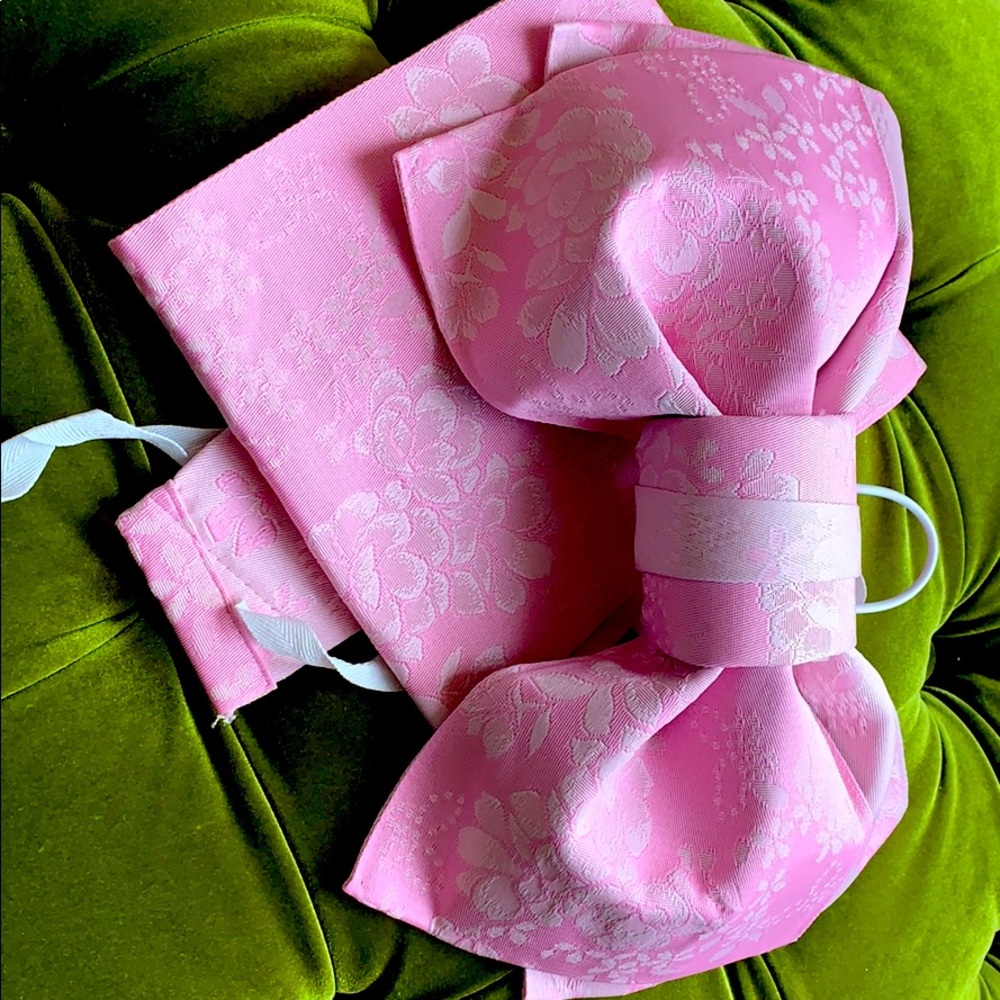 Japanese kimono bow